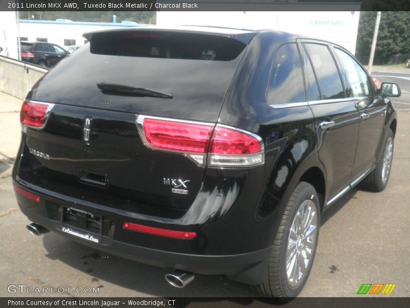 Tuxedo Black Metallic / Charcoal Black 2011 Lincoln MKX AWD