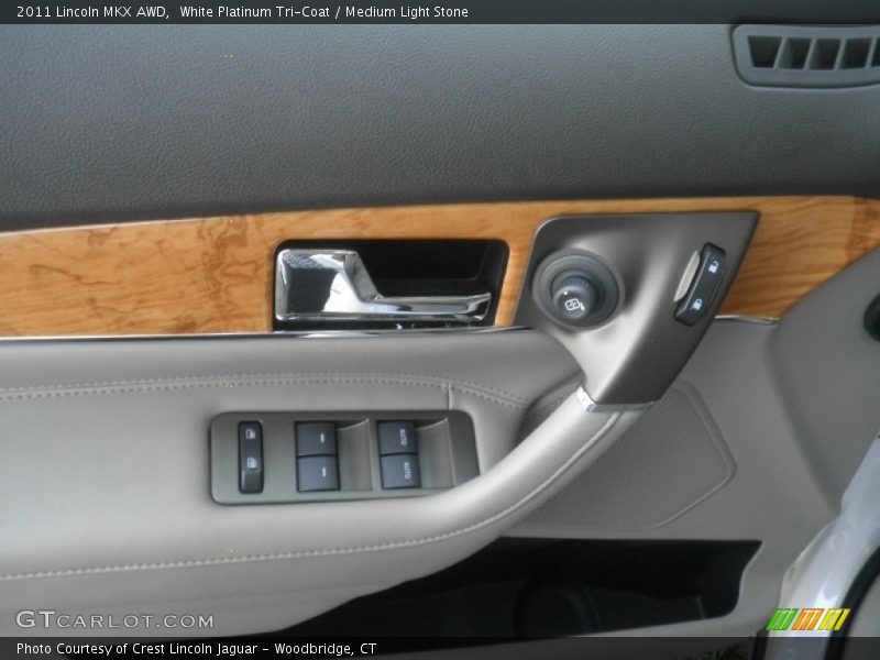 White Platinum Tri-Coat / Medium Light Stone 2011 Lincoln MKX AWD
