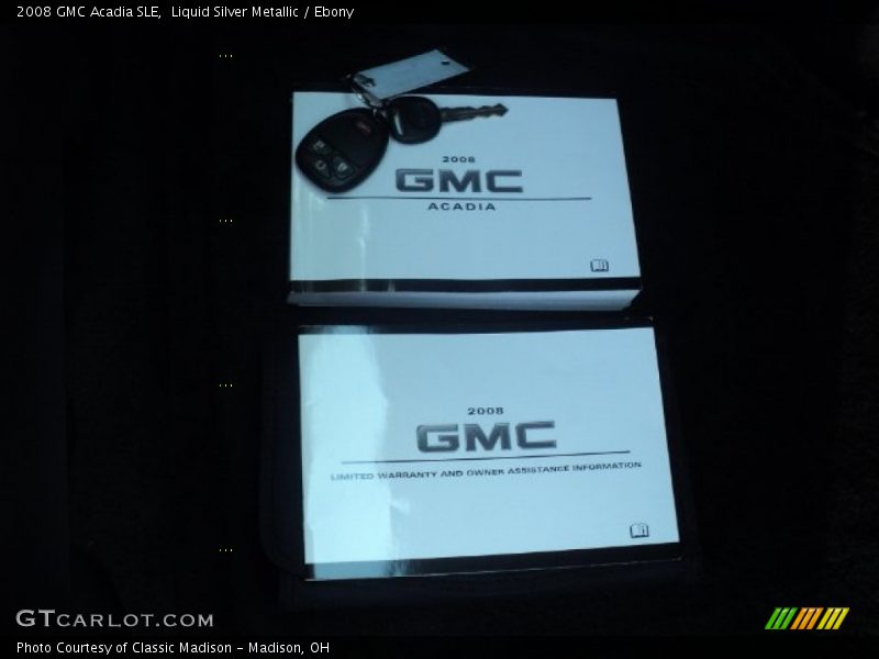 Liquid Silver Metallic / Ebony 2008 GMC Acadia SLE