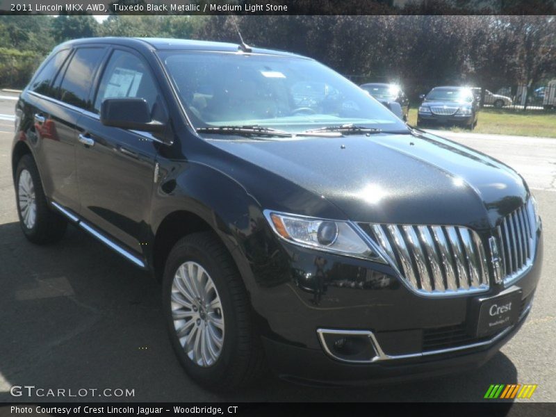 Tuxedo Black Metallic / Medium Light Stone 2011 Lincoln MKX AWD