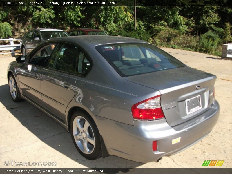 Quartz Silver Metallic / Off Black 2009 Subaru Legacy 2.5i Sedan