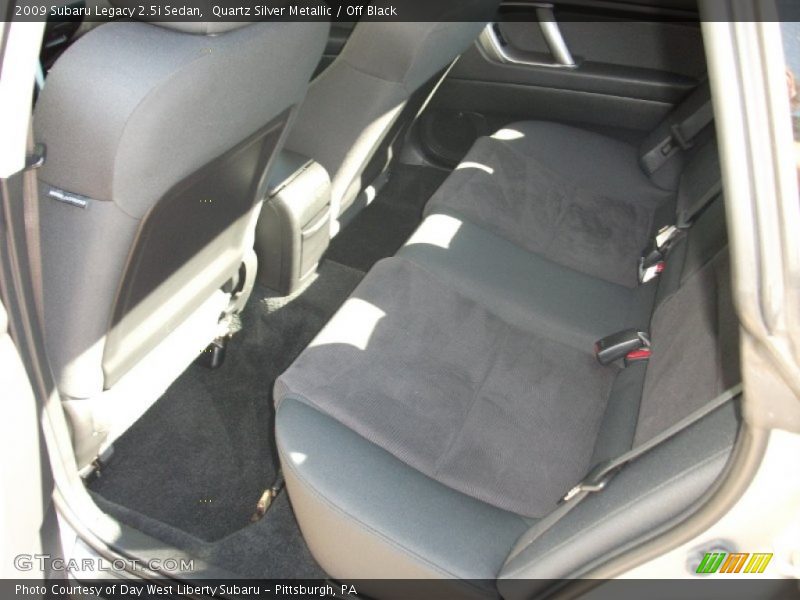 Quartz Silver Metallic / Off Black 2009 Subaru Legacy 2.5i Sedan