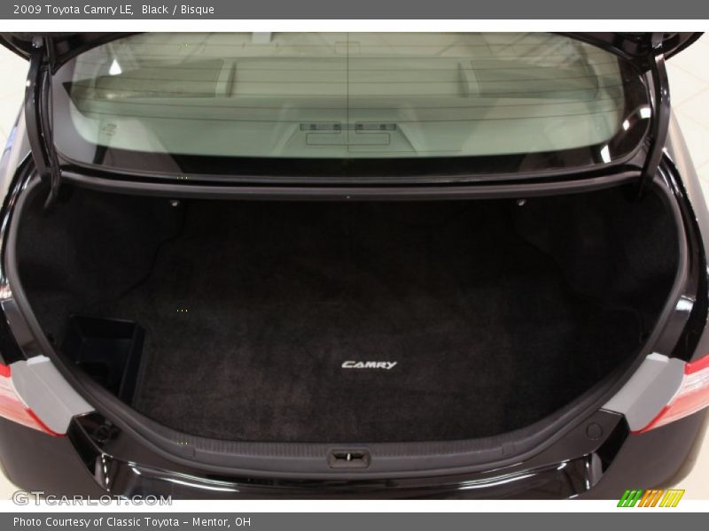 Black / Bisque 2009 Toyota Camry LE