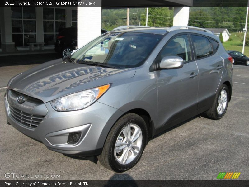 Front 3/4 View of 2012 Tucson GLS