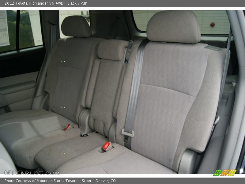 Black / Ash 2012 Toyota Highlander V6 4WD