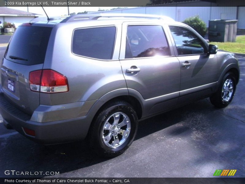 Titanium Silver / Black 2009 Kia Borrego LX V6