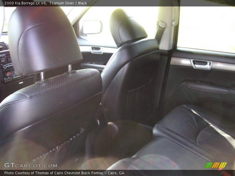 Titanium Silver / Black 2009 Kia Borrego LX V6
