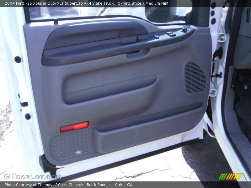 Oxford White / Medium Flint 2004 Ford F350 Super Duty XLT SuperCab 4x4 Stake Truck