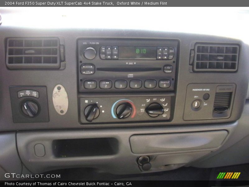 Oxford White / Medium Flint 2004 Ford F350 Super Duty XLT SuperCab 4x4 Stake Truck