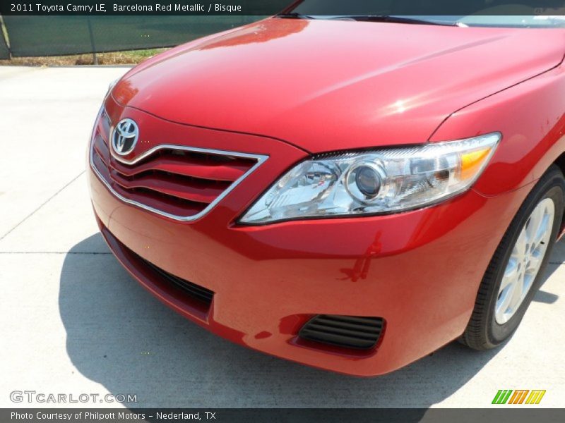 Barcelona Red Metallic / Bisque 2011 Toyota Camry LE