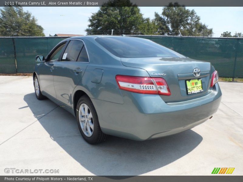 Aloe Green Metallic / Bisque 2011 Toyota Camry LE