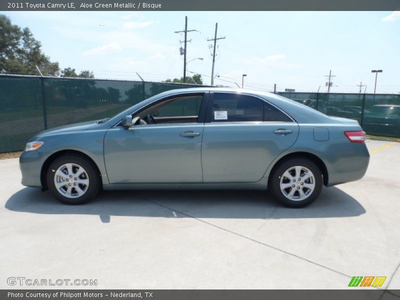 Aloe Green Metallic / Bisque 2011 Toyota Camry LE