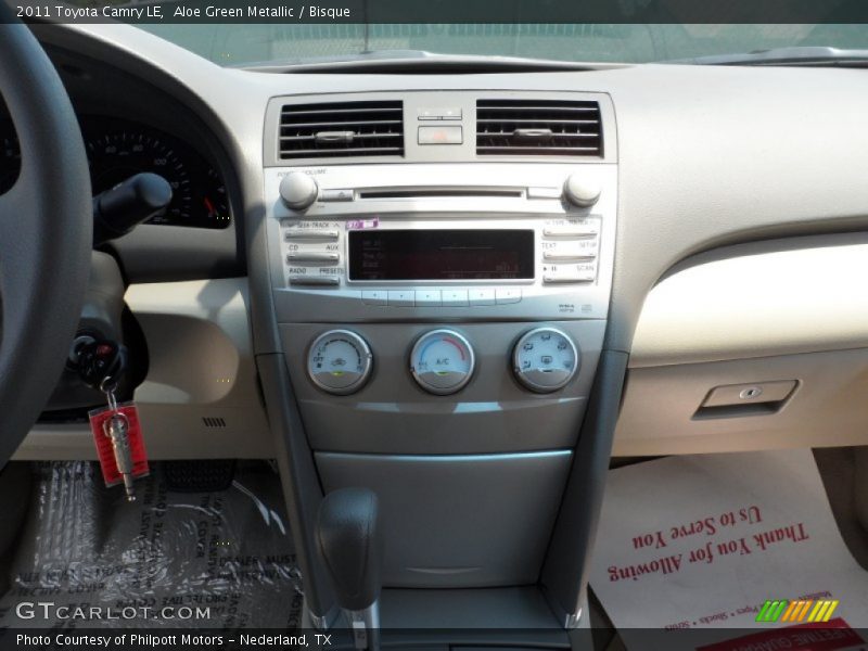 Aloe Green Metallic / Bisque 2011 Toyota Camry LE