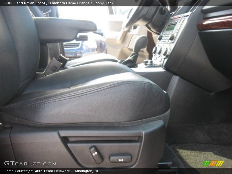  2008 LR2 SE Ebony Black Interior