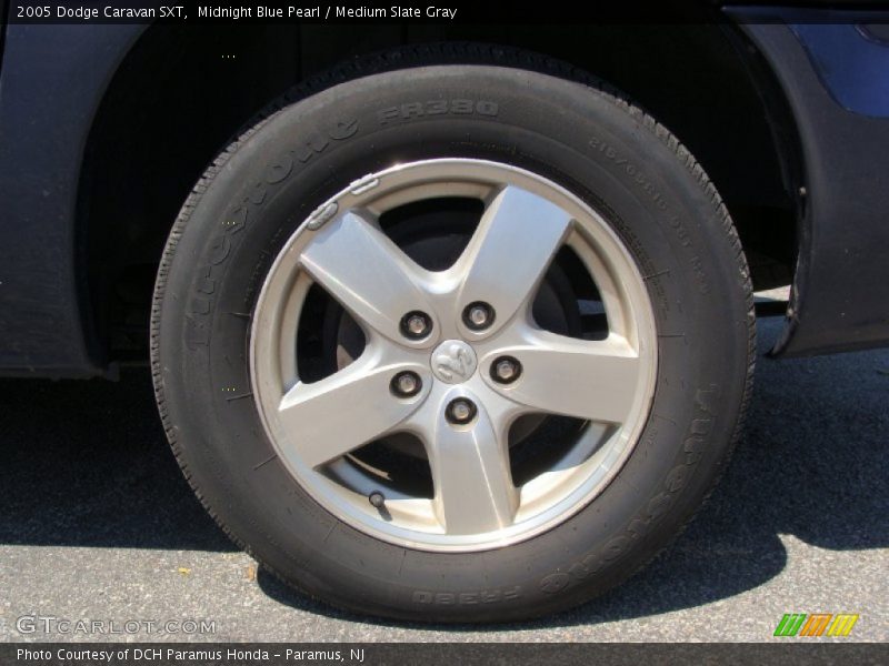 Midnight Blue Pearl / Medium Slate Gray 2005 Dodge Caravan SXT