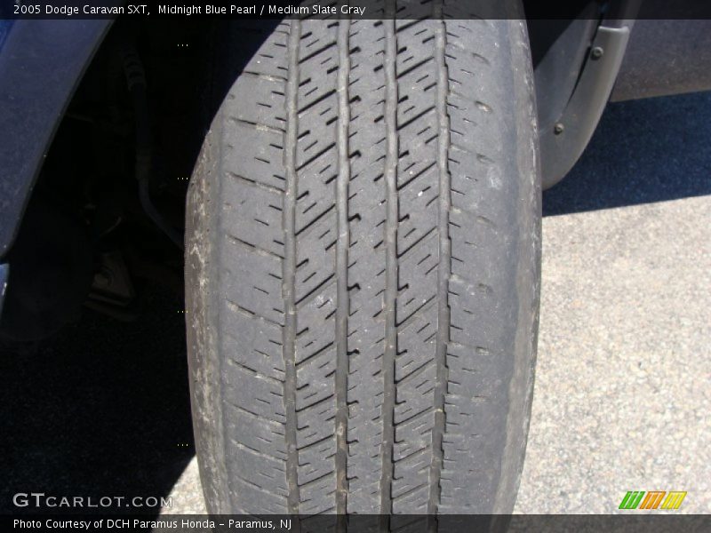 Midnight Blue Pearl / Medium Slate Gray 2005 Dodge Caravan SXT