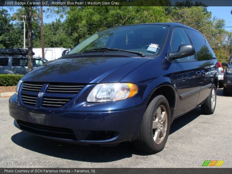 Midnight Blue Pearl / Medium Slate Gray 2005 Dodge Caravan SXT