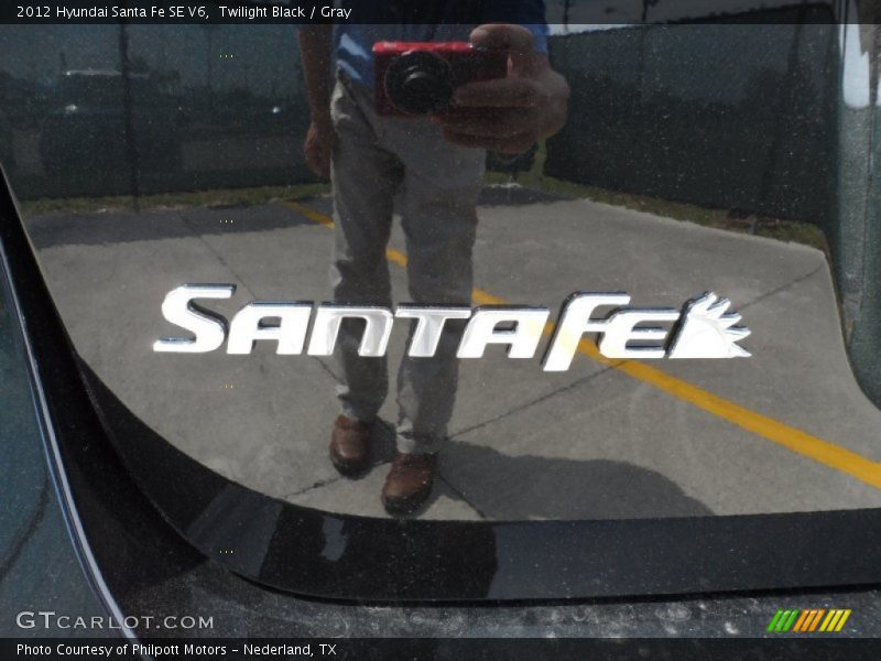 Twilight Black / Gray 2012 Hyundai Santa Fe SE V6