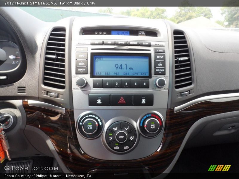 Controls of 2012 Santa Fe SE V6