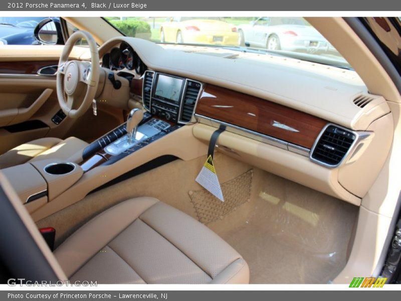 Dashboard of 2012 Panamera 4