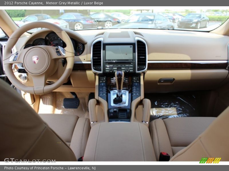 Dashboard of 2012 Cayenne 