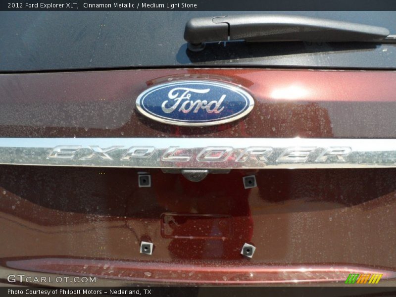  2012 Explorer XLT Logo