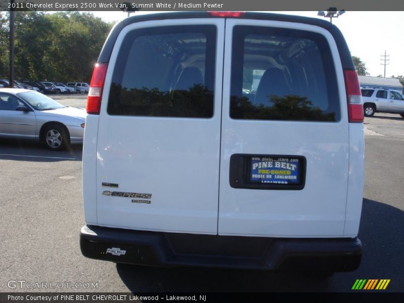 Summit White / Medium Pewter 2011 Chevrolet Express 2500 Work Van