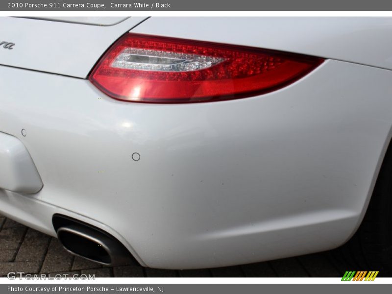 Carrara White / Black 2010 Porsche 911 Carrera Coupe