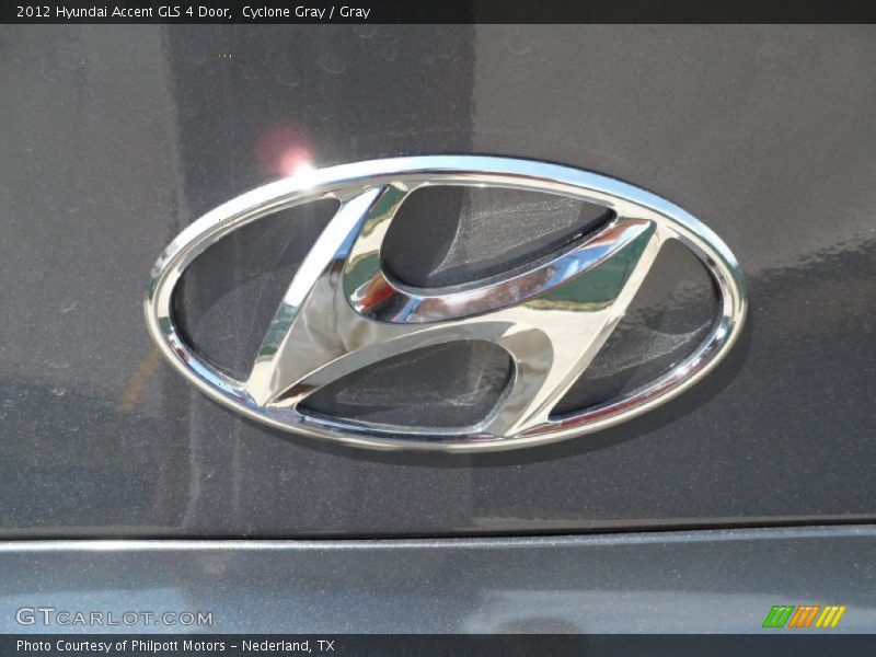 Cyclone Gray / Gray 2012 Hyundai Accent GLS 4 Door