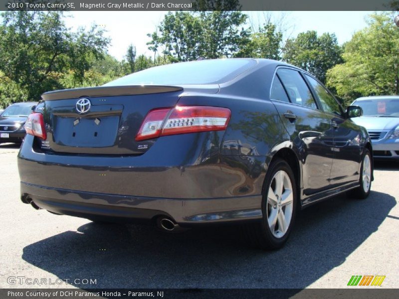 Magnetic Gray Metallic / Dark Charcoal 2010 Toyota Camry SE
