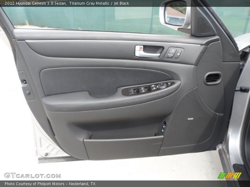 Door Panel of 2012 Genesis 3.8 Sedan