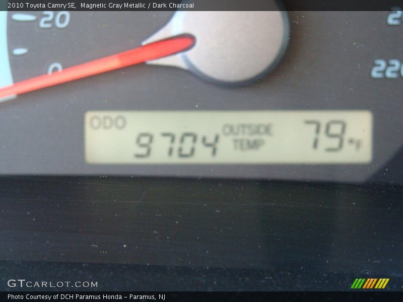 Magnetic Gray Metallic / Dark Charcoal 2010 Toyota Camry SE