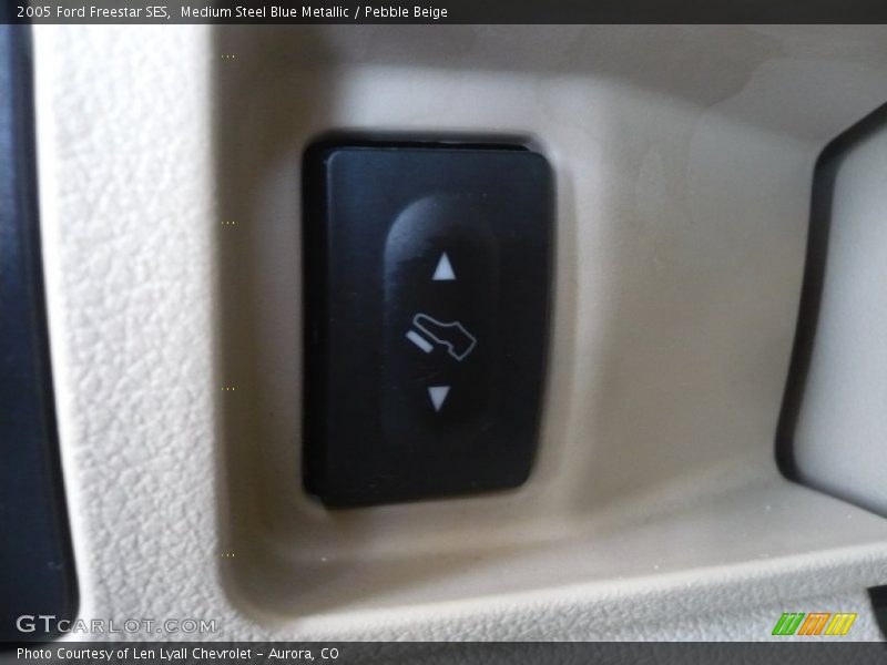 Medium Steel Blue Metallic / Pebble Beige 2005 Ford Freestar SES
