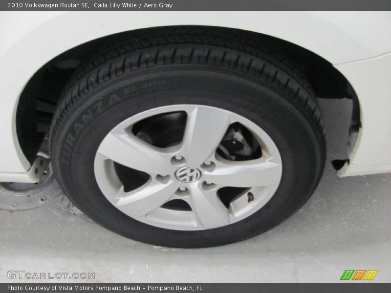 Calla Lilly White / Aero Gray 2010 Volkswagen Routan SE