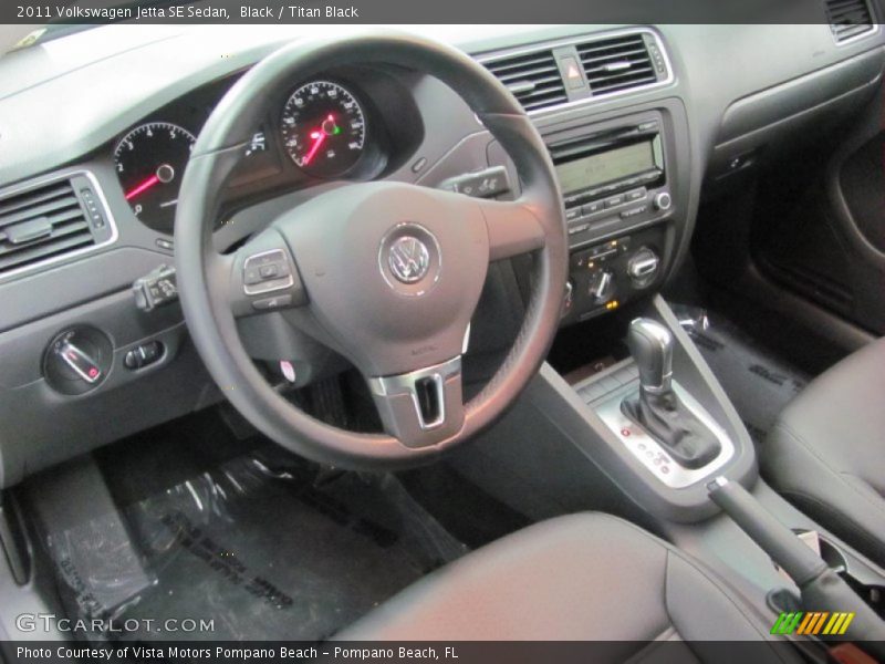 Black / Titan Black 2011 Volkswagen Jetta SE Sedan