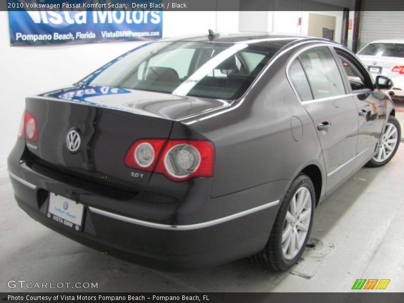 Deep Black / Black 2010 Volkswagen Passat Komfort Sedan