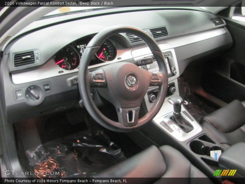 Deep Black / Black 2010 Volkswagen Passat Komfort Sedan