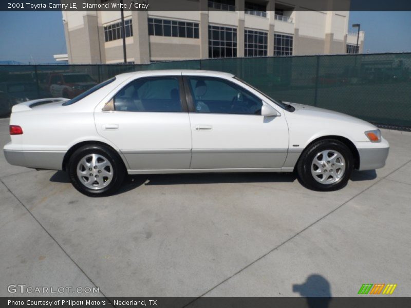  2001 Camry LE Diamond White
