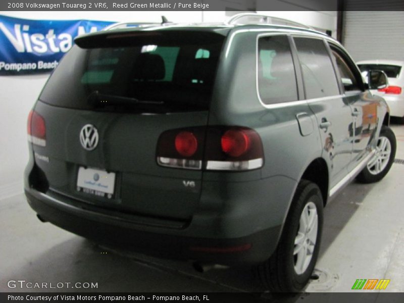 Reed Green Metallic / Pure Beige 2008 Volkswagen Touareg 2 VR6