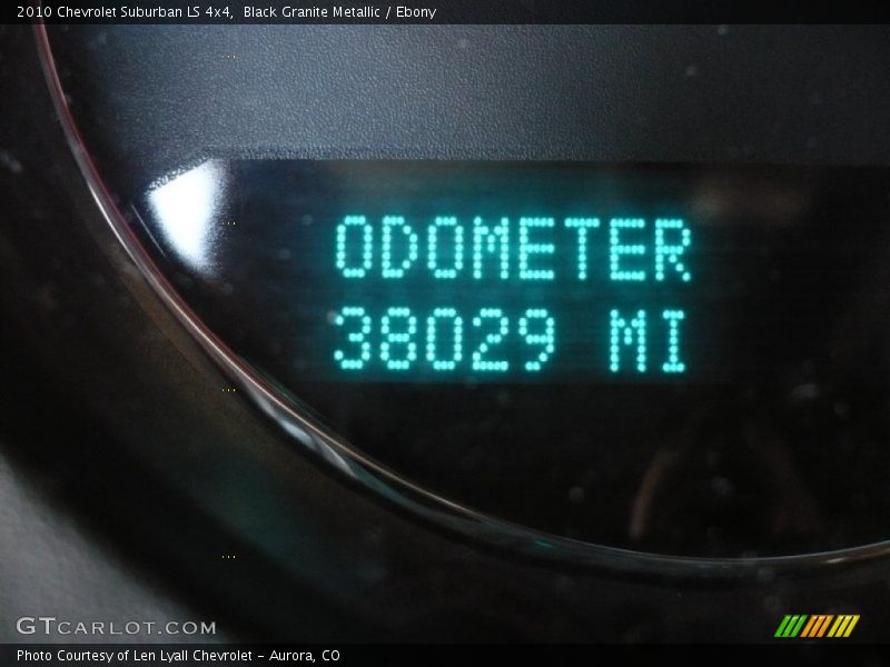Black Granite Metallic / Ebony 2010 Chevrolet Suburban LS 4x4