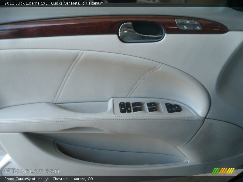 Quicksilver Metallic / Titanium 2011 Buick Lucerne CXL