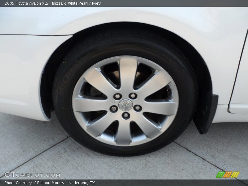 Blizzard White Pearl / Ivory 2005 Toyota Avalon XLS
