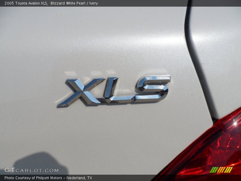 Blizzard White Pearl / Ivory 2005 Toyota Avalon XLS
