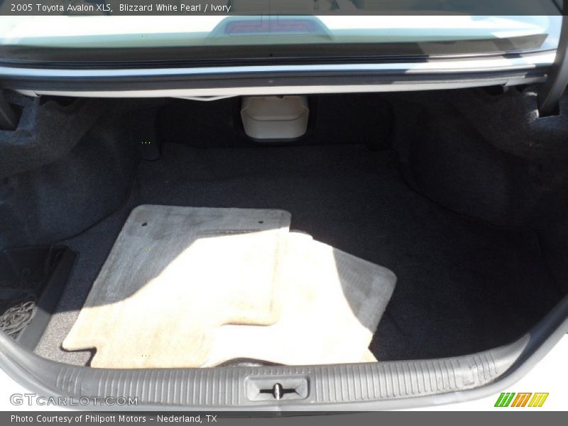 Blizzard White Pearl / Ivory 2005 Toyota Avalon XLS