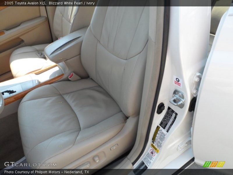 Blizzard White Pearl / Ivory 2005 Toyota Avalon XLS