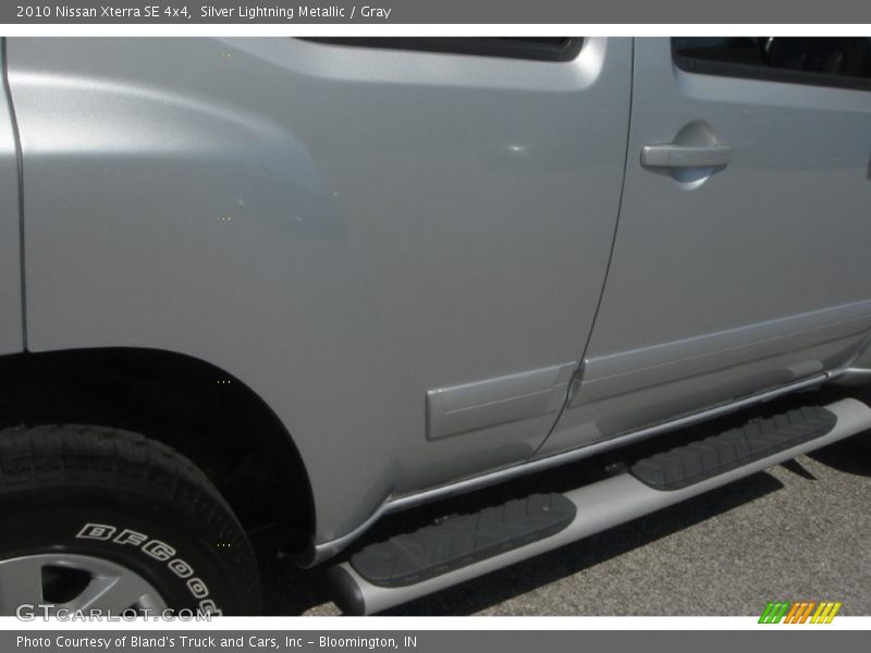 Silver Lightning Metallic / Gray 2010 Nissan Xterra SE 4x4