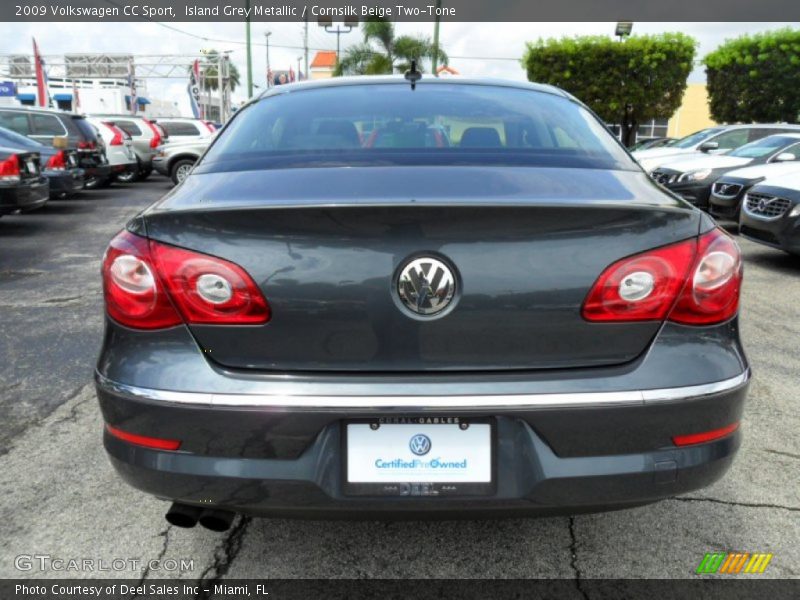 Island Grey Metallic / Cornsilk Beige Two-Tone 2009 Volkswagen CC Sport