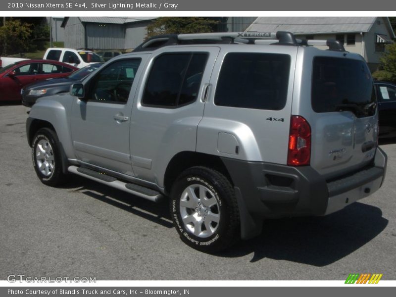 Silver Lightning Metallic / Gray 2010 Nissan Xterra SE 4x4