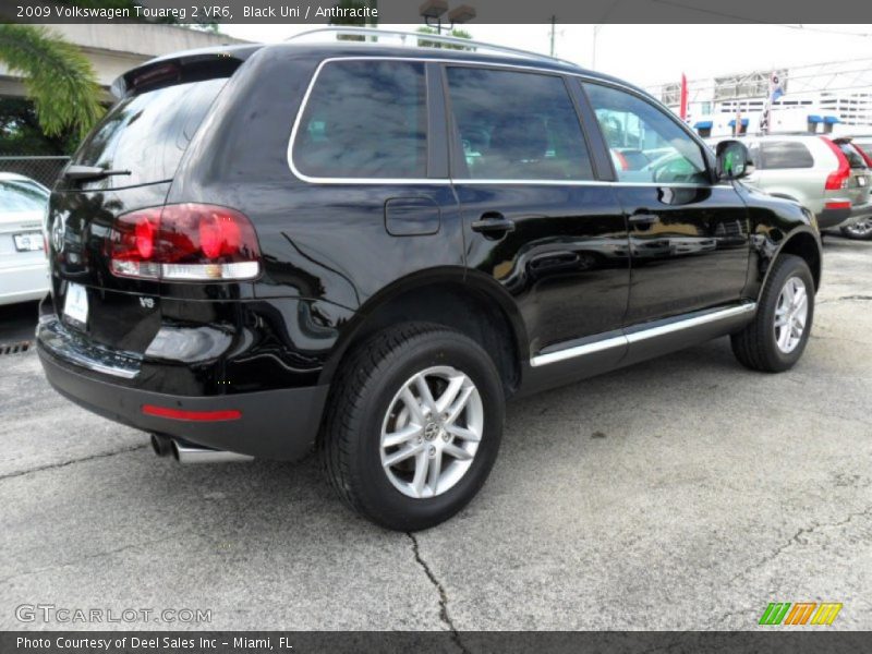 Black Uni / Anthracite 2009 Volkswagen Touareg 2 VR6