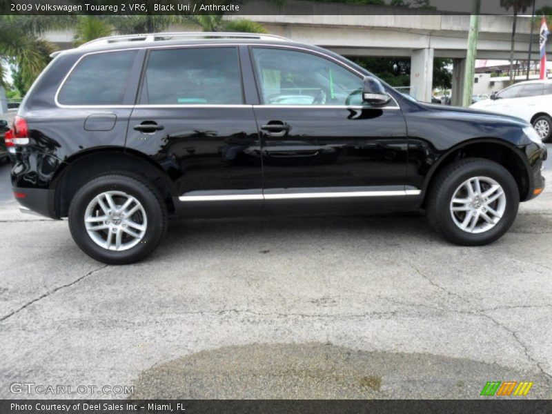 Black Uni / Anthracite 2009 Volkswagen Touareg 2 VR6